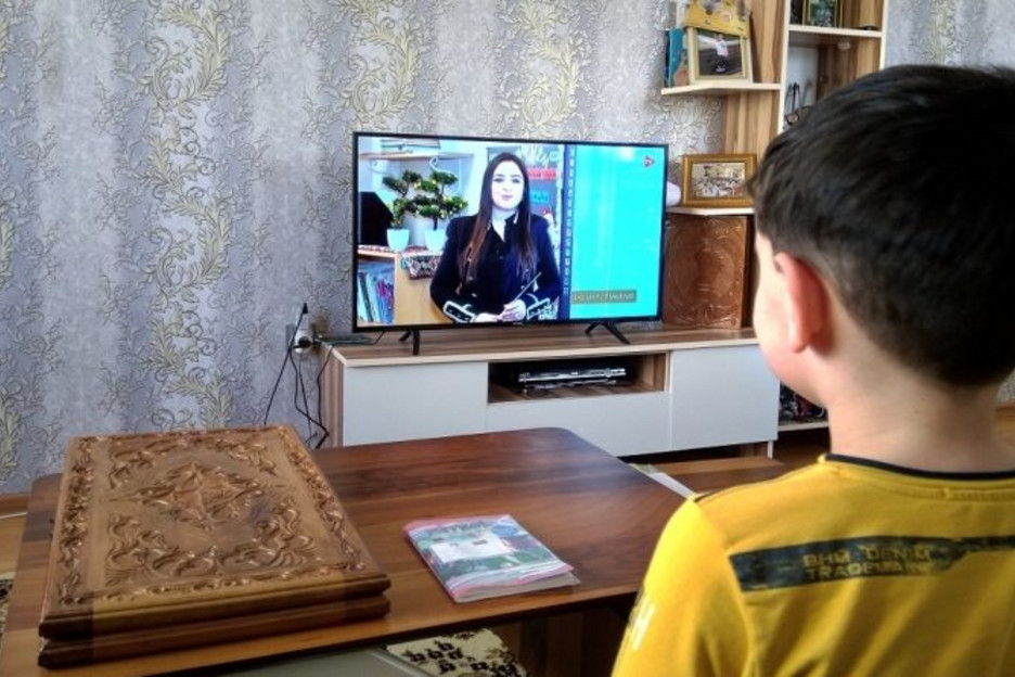 “Dərs vaxtı”nda cədvələ uyğun mövzular təqdim olunub