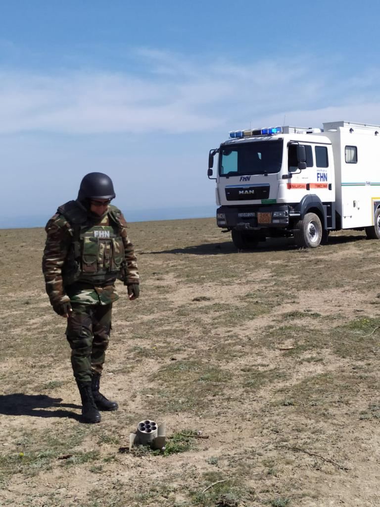 Xızıda “Qrad” mərmisi aşkarlandı - FOTOLAR