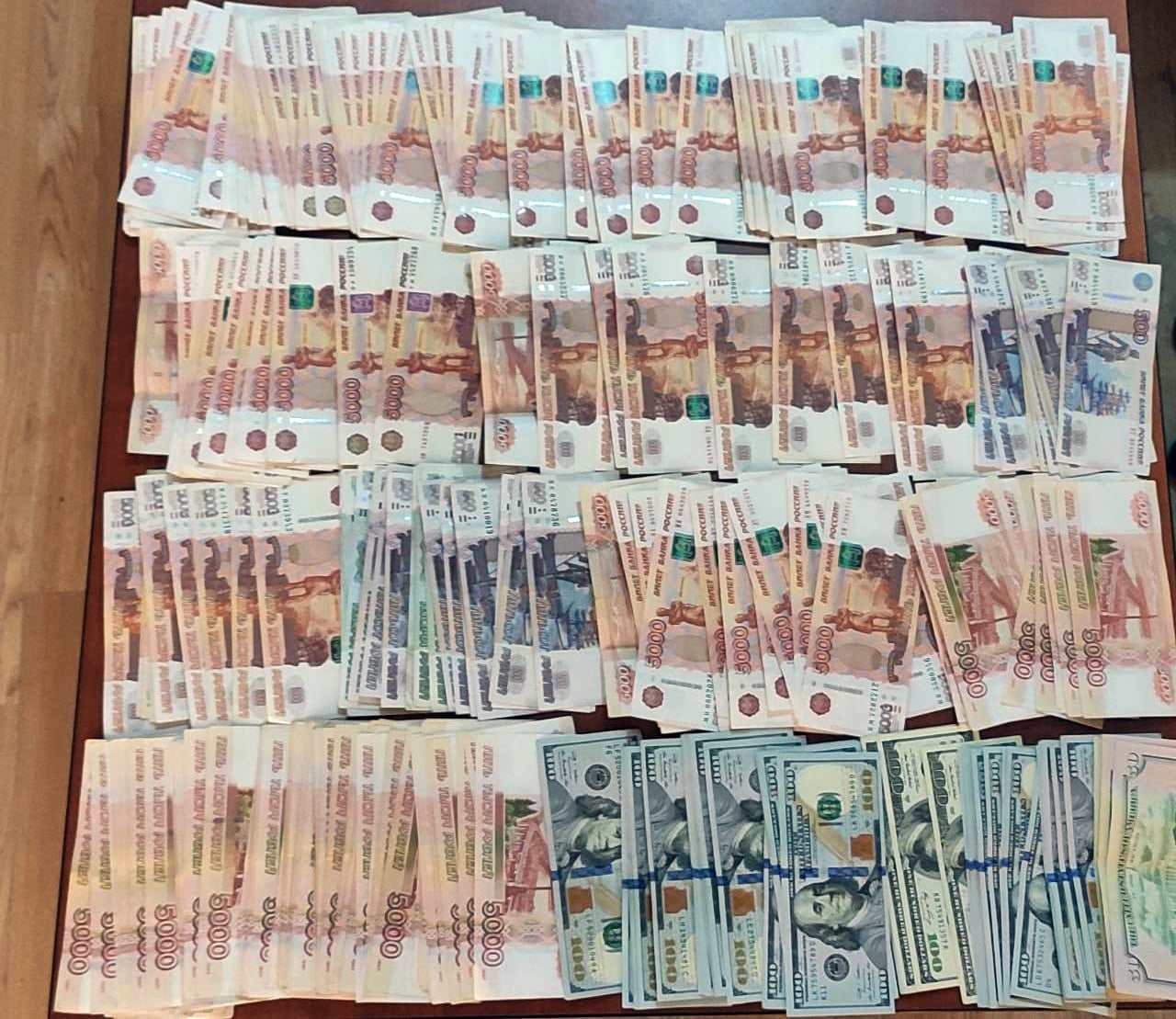 Xarici valyutanın ölkədən qanunsuz çıxarılmasının qarşısı alınıb