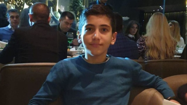 Başına daş piltəsi düşən yeniyetmə vəfat etdi