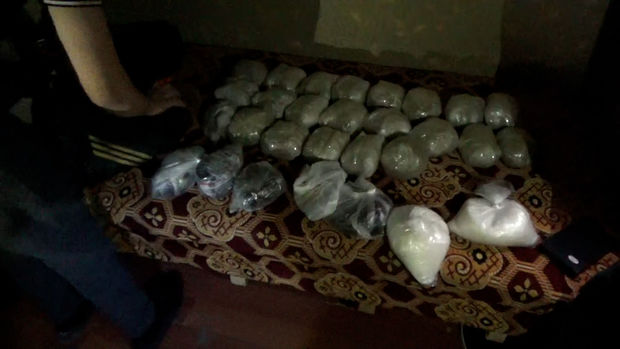 DİN əməliyyat keçirdi: Külli miqdarda narkotik və silah-sursat aşkarlandı - FOTO/VİDEO