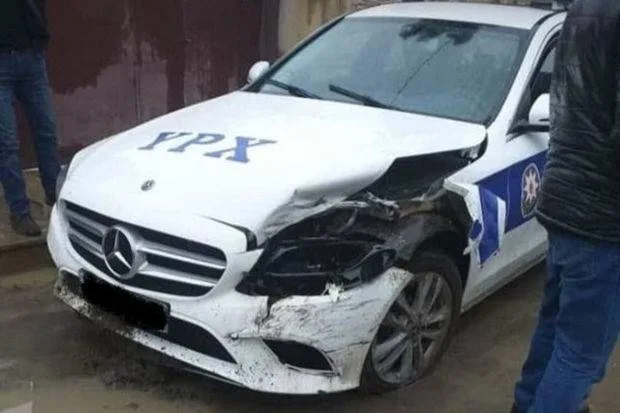 YPX avtomobili qəzaya düşdü