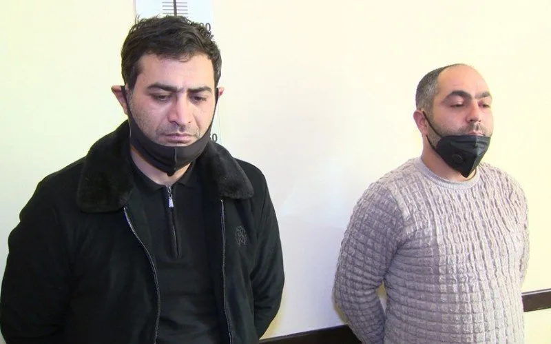 Oğurladıqları avtomobili hissələrə ayırıb satmaq istəyən şəxslər saxlanıldı - VİDEO