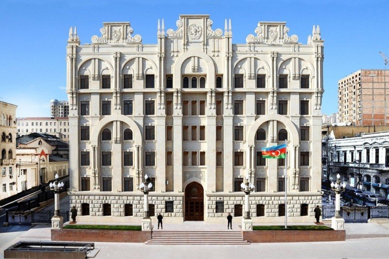"Qarabağ qaziləri" bələdiyyə üzvlərini DÖYDÜLƏR