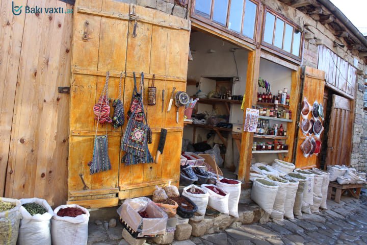 Əsrlərdən boylanan Lahıc - FOTOREPORTAJ