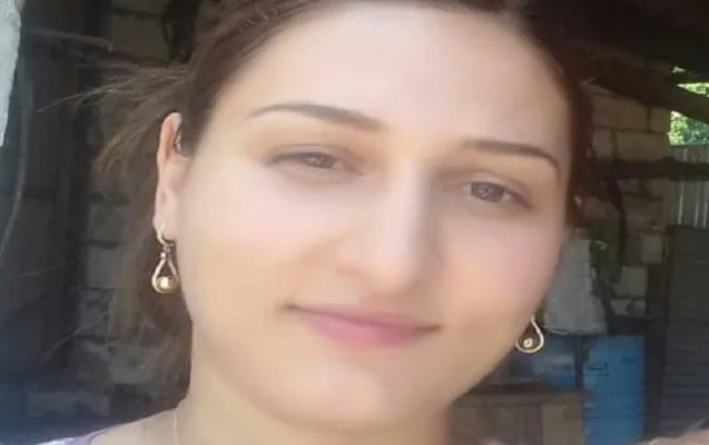 İstirahətdən qayıdandan sonra xanımını 22 bıçaq zərbəsi ilə öldürdü