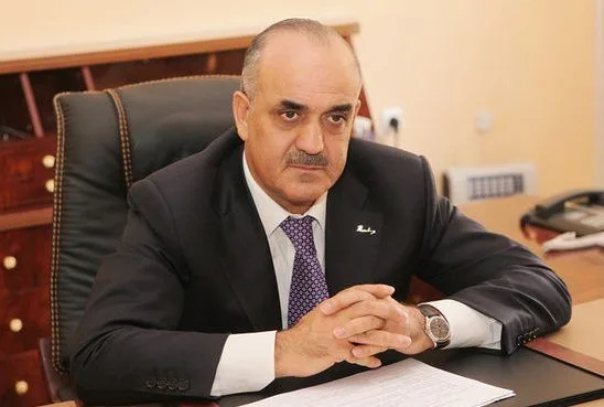 Sabiq nazir məhkəmədə özünü təqsirli bilib