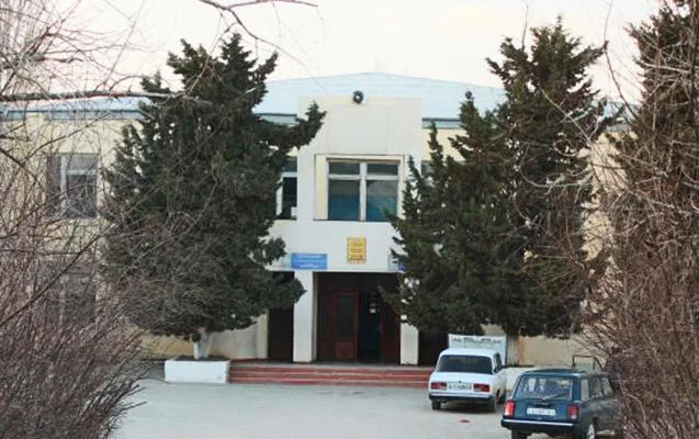 Dayısı ilə birgə öldürdüyü şəxsin meyitini məktəbdə YANDIRDI