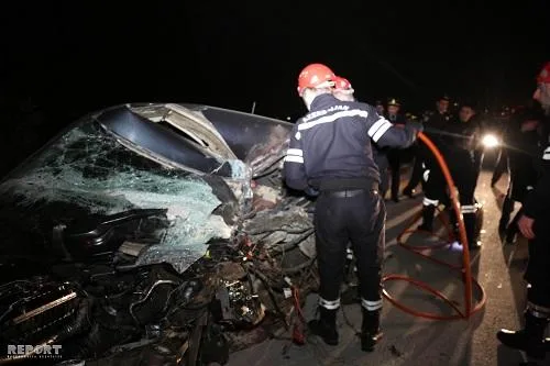 Daha bir qəza: avtomobil yoldan çıxaraq aşdı