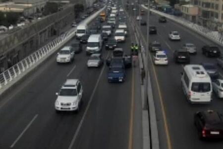 Bakıda zəncirvari qəza: 1 ölü, 4 yaralı