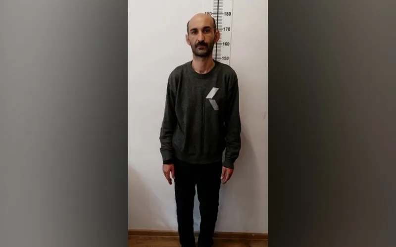 Zirzəmidə çətənə kolları yetişdirən şəxs saxlanıldı - VİDEO