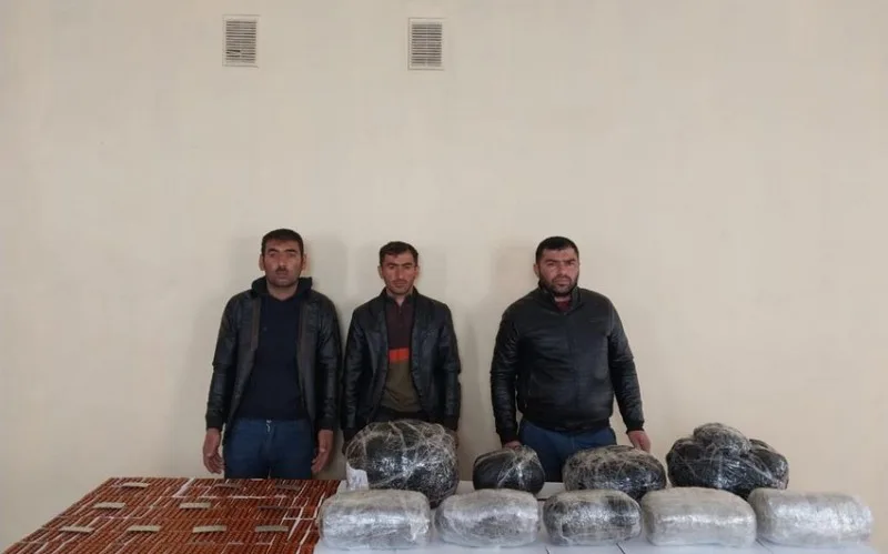 Sərhəddən 13 kq-dan çox narkotik gətirilməsinin qarşısı alındı - FOTO