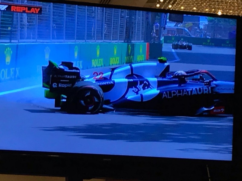 “Formula-1”də İLK QƏZA - FOTOLAR