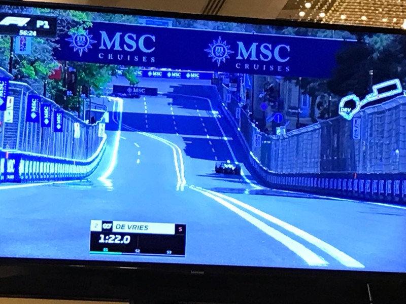 "Formula 1": Sərbəst yürüş başladı