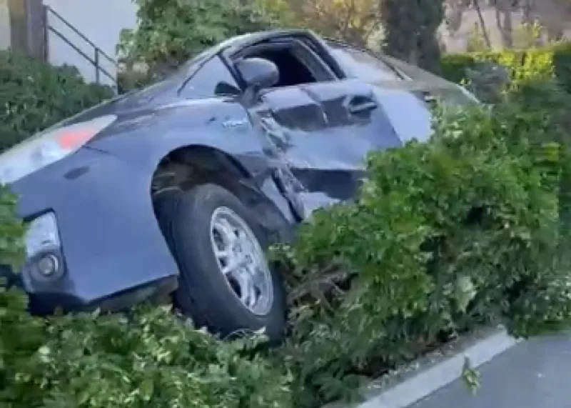 Bakıda "Prius" aşdı - VİDEO