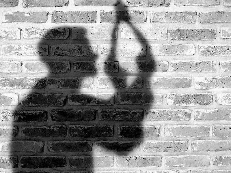 Bakıda DƏHŞƏT: Xəstəliyə dözə bilməyən kişi özünü öldürdü