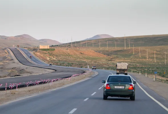 Sel səbəbindən bu yol təmirə bağlandı