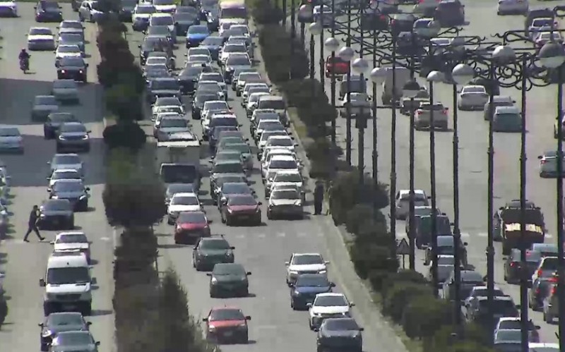 Bakıda yol qəzası oldu - Sıxlıq yarandı