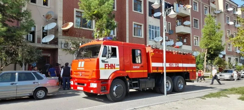Yaşayış binasında partlayış oldu - Xəsarət alanlar var - FOTO