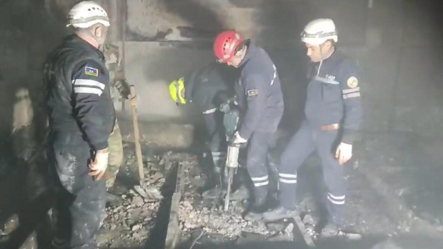 Partlayış baş verən sexdə axtarışlar davam etdirilir - FOTOLAR