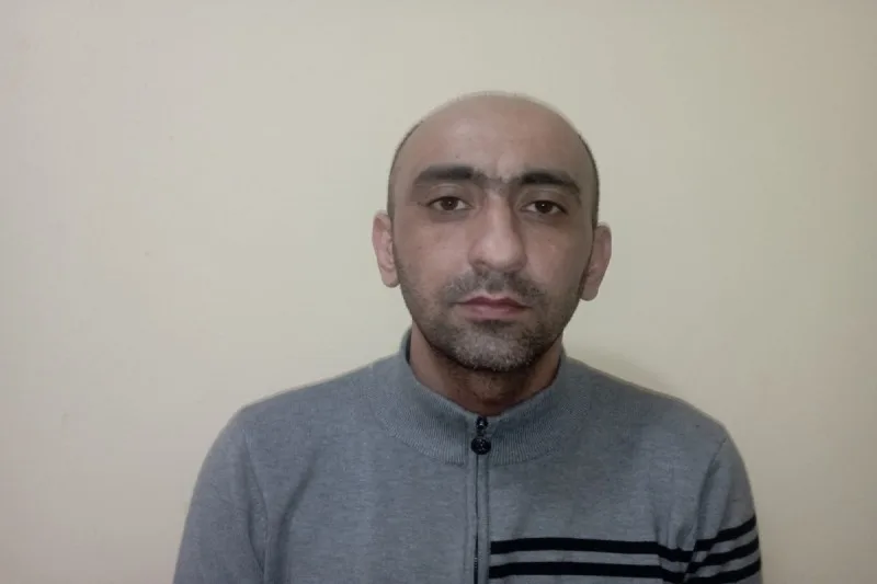 Narkokuryerdən 4 kq narkotik vasitə aşkarlandı