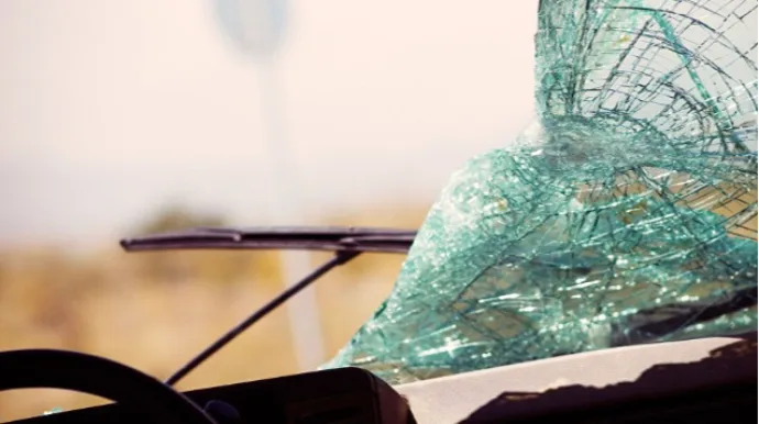 Şəmkirdə oğlu ilə qəzaya düşən şəxs tanınmış müğənnidir – TƏFƏRRÜAT