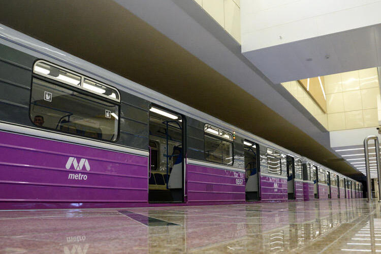 Bakı metrosunda QORXULU ANLAR: azyaşlı uşaq...