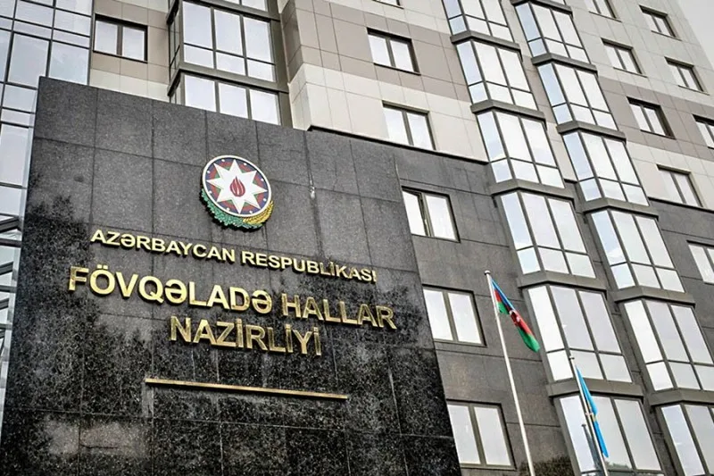 FHN: Köməksiz qalan vətəndaş xilas edilib