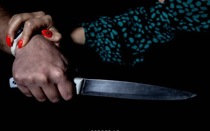 Bakıda DƏHŞƏT: Ər arvadını...