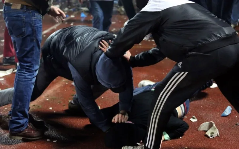 Tovuzda kütləvi dava - 2 nəfər bıçaqlandı