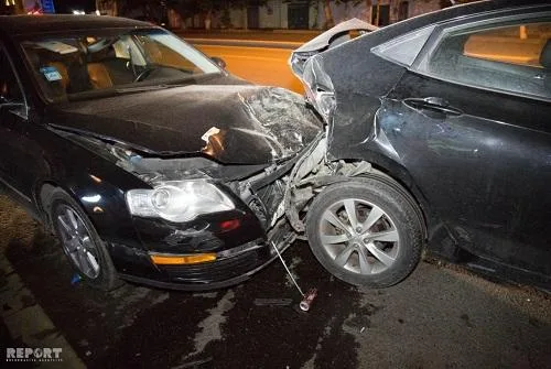 Biləsuvarda qəza: xəsarət alanlar var