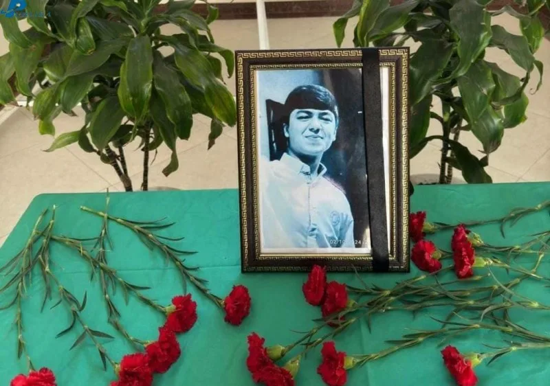 Həmyaşıdı tərəfindən bıçaqlanaraq öldürülən şagirdin FOTOSU