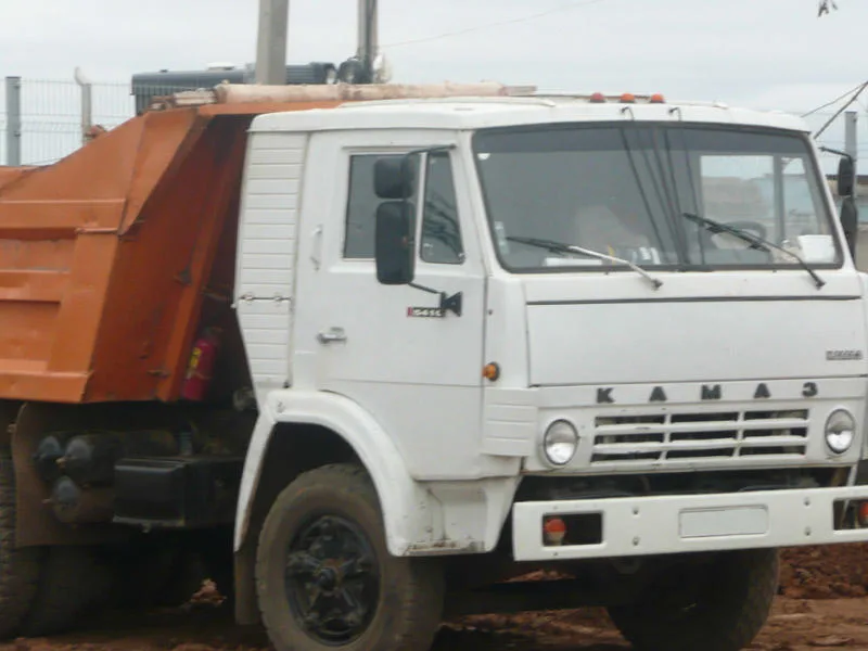 Abşeronda dəhşət: Kamaz oğlanın üstündən keçdi