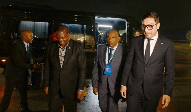 Tanzaniyanın Vitse-prezidenti Azərbaycana gəldi
