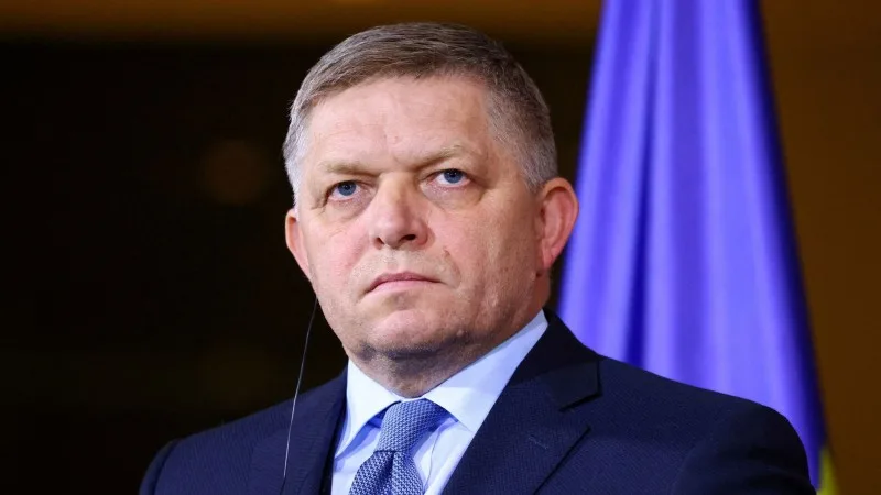 Fiko: "Ukrayna macəranın əvəzini öz ərazisi ilə ödəyəcək"