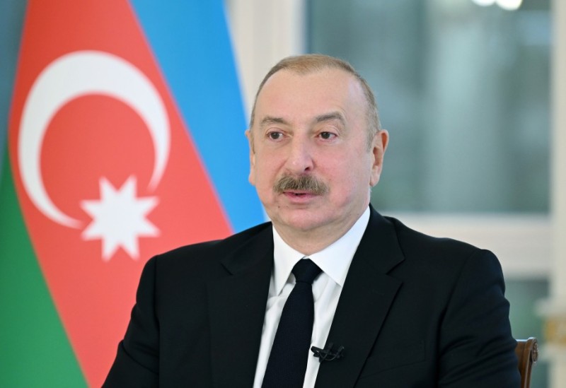 İlham Əliyev yerli televiziya kanallarına müsahibə verib - VİDEO/FOTOLAR + YENİLƏNİB