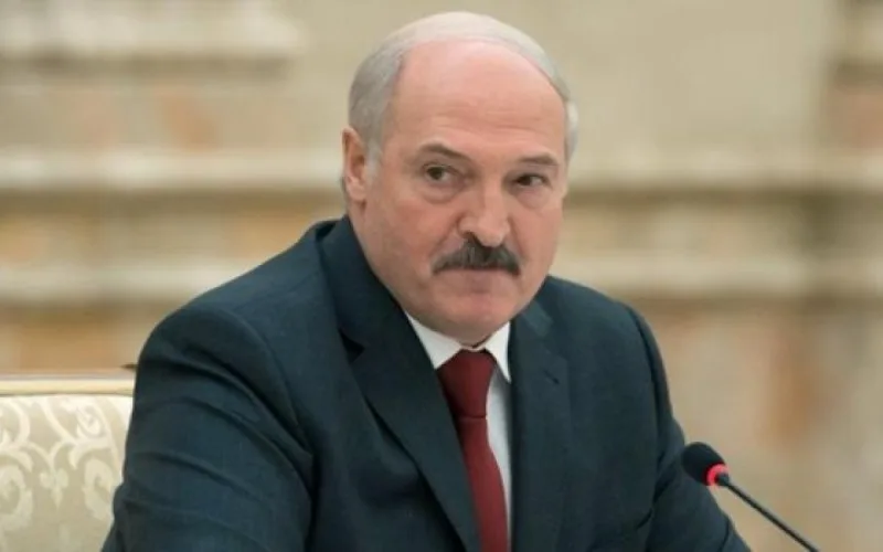 "Ermənistan Azərbaycanı dəstəklədiyimə görə məndən inciyir" - Lukaşenko