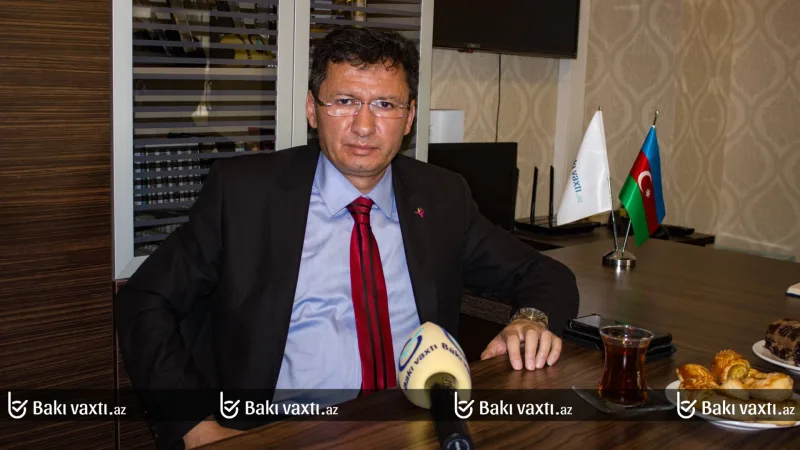 Zaur Bayramlı: "Trampın yeni miqrant siyasəti qanunvericiliyin bərpasına yönəlib, amma..." - MÜSAHİBƏ