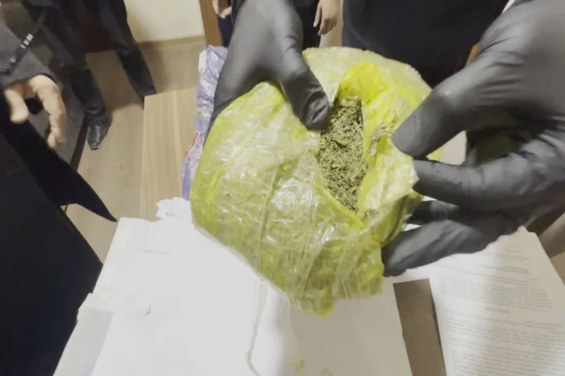Ağdaş sakinindən 1, 5 kq-a yaxın heroin götürülüb