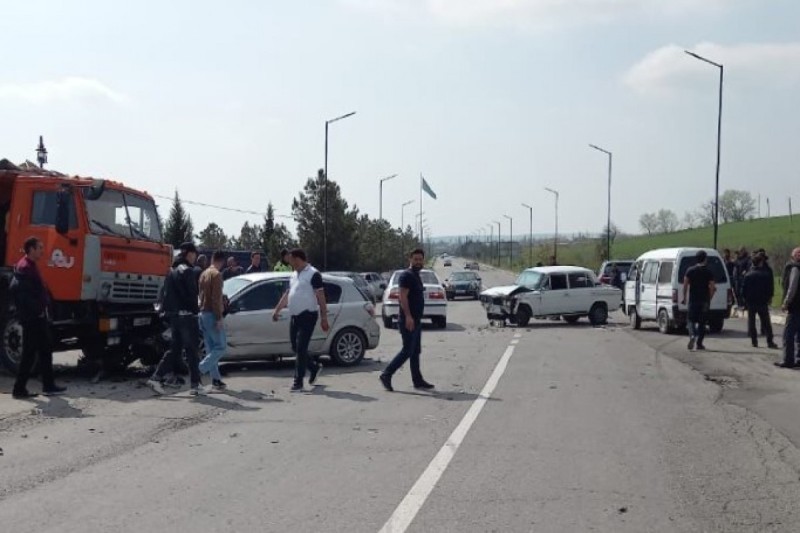 Ağsuda yol-nəqliyyat hadisəsi: 7 nəfər xəsarət aldı- YENİLƏNİB