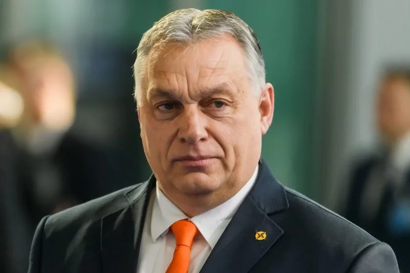 Orban: Brüssel müharibəyə hazırlaşır