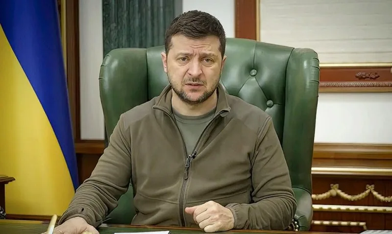 Çin Zelenskini məsuliyyətsizlikdə ittiham etdi