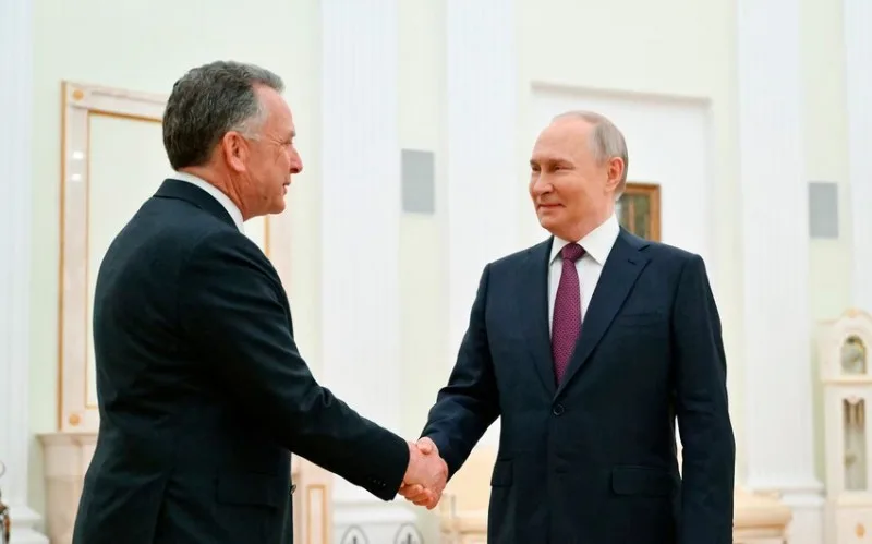Tramp: Nümayəndəmin Putinlə görüşü yaxşı keçib