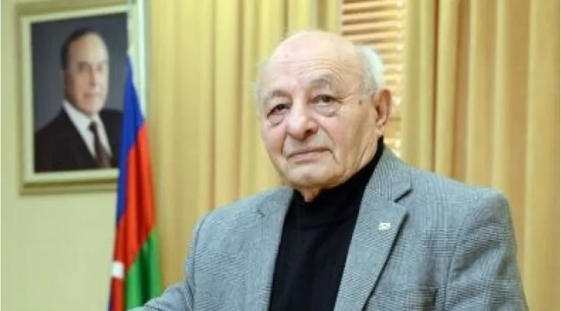 "Heydər Əliyev mənə rəssam olmaq istədiyini deyirdi" - Ömər Eldarov