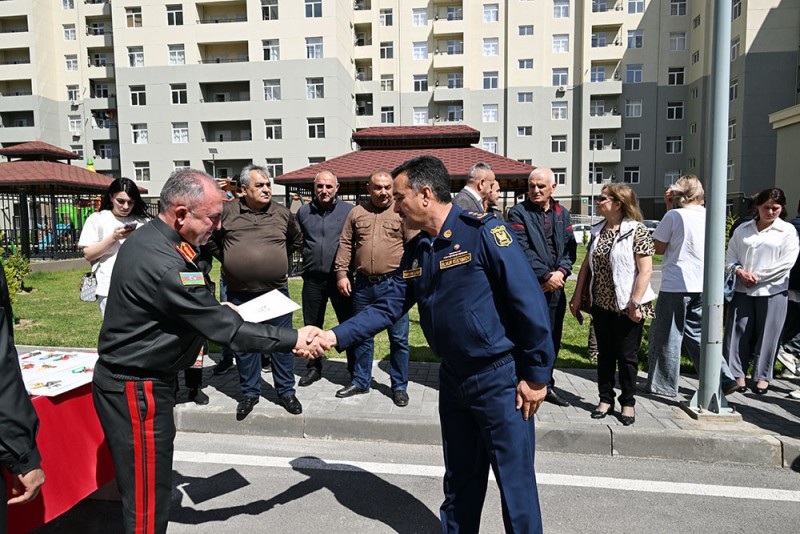 Bu hərbçilərə dövlət hesabına mənzillər təqdim olunub