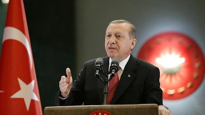Ərdoğan Makronla danışdı: Danışıqlara hazırıq