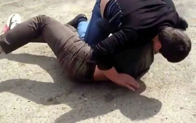 Bakıda məktəbli sinif yoldaşına xəsarət yetirdi