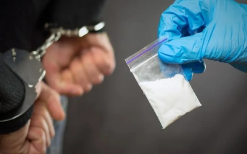 Keçmiş məhkumdan 2 kiloqram heroin götürüldü