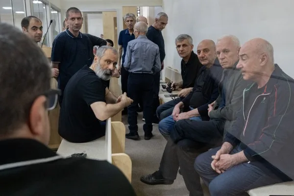 MƏHKƏMƏ: Şükürov ona işgəncə verən ermənilərin adlarını çəkdi - FOTOLAR