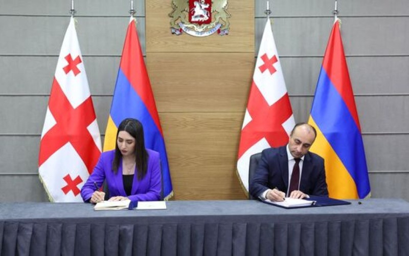 Gürcüstan və Ermənistan gömrük məsələlərini müzakirə edir